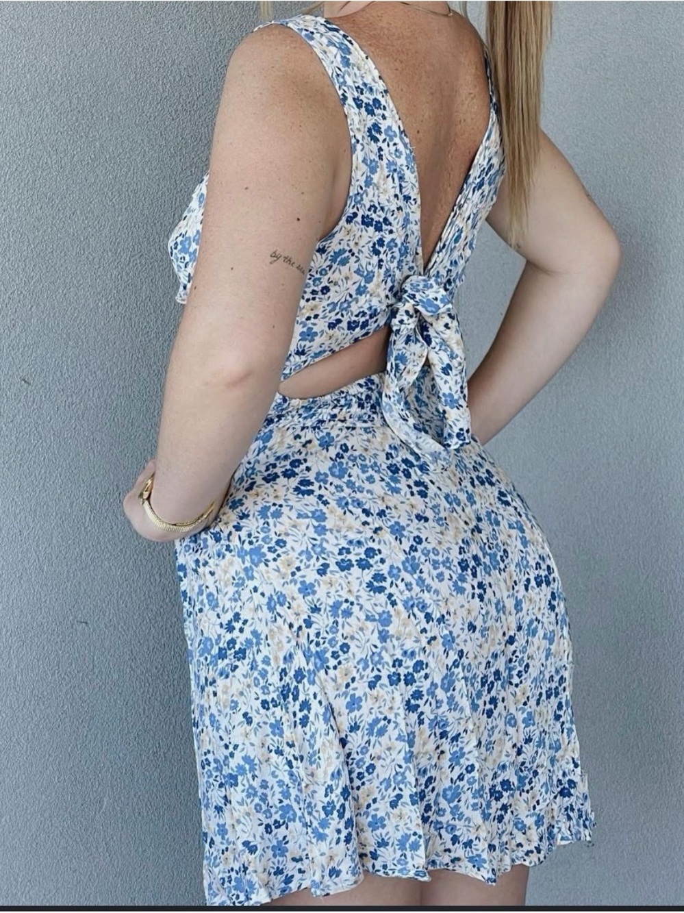 Lush Blue and Cream Backless Floral Tie-Back Dress